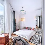 Cozy With A View Of The Sacre-coeur 巴黎